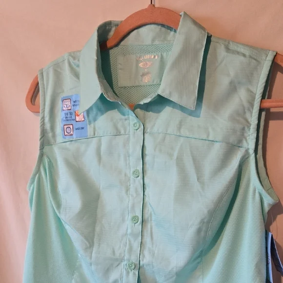 Reel Legends Medium Beach Glass Sleeveless Fishing Button Down Shirt - Picture 6 of 11